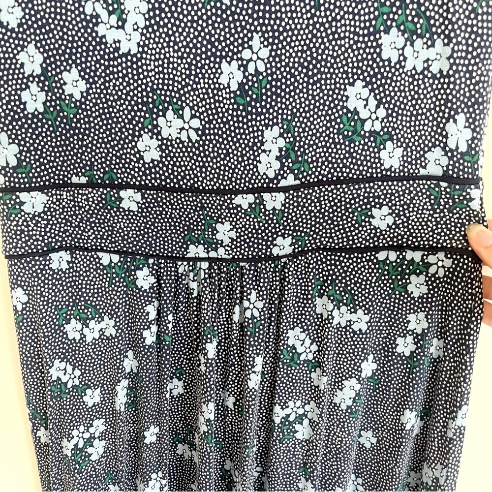 Boden Ava Jersey Floral Spot Dotted Midi Short Sleeve Dress - Picture 4 of 8